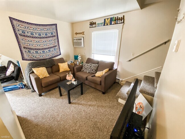 Foto del edificio - 3 br, 1.5 bath House - 520 Hill St 3