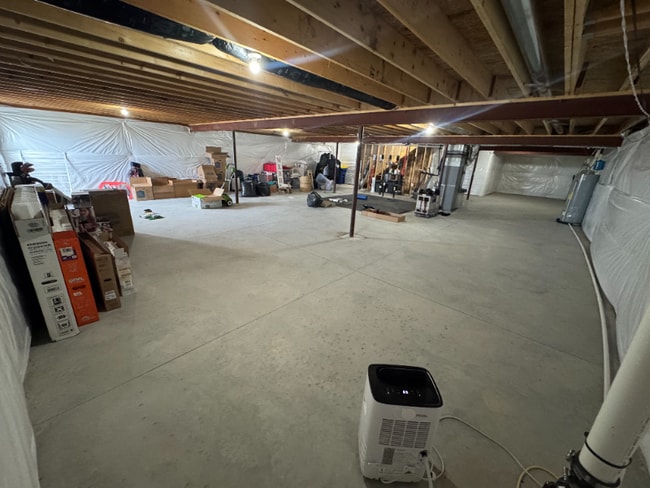 Building Photo - 84 Pontoon Dr