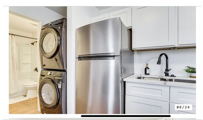 Foto del edificio - 115 Mist Flower Dr