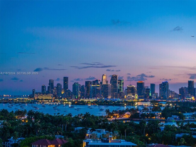 Foto del edificio - 814 W Dilido Dr