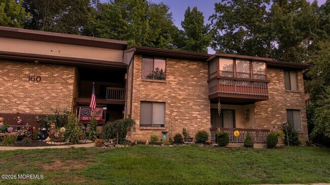 Foto del edificio - 160 Cross Slope Ct