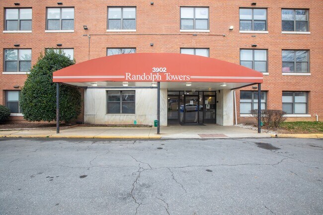 Building Photo - Newly Renovated 1 BR/1 A Condo in Petworth...