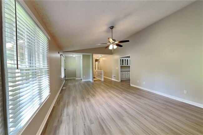 Building Photo - 1675 Cedar Grove Dr