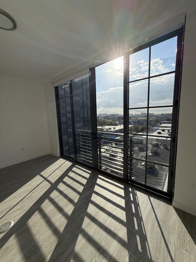 Building Photo - 275 NW 26th St