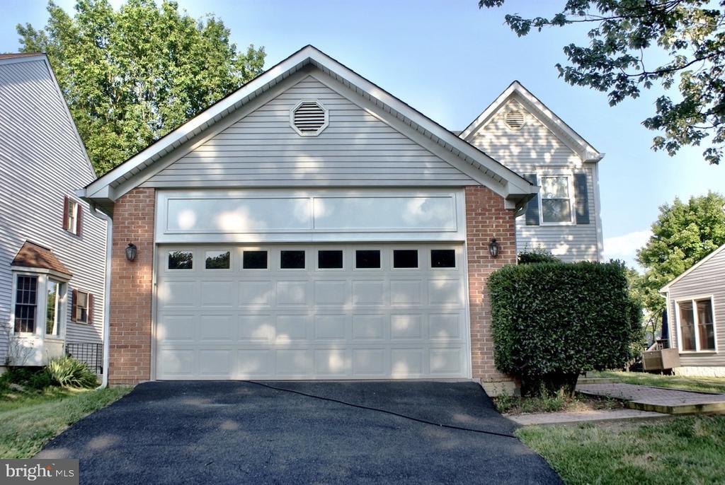 Foto principal - 7815 Morning Glen Ln