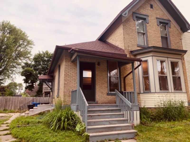 906 W Harris St, Appleton, WI 54914 Room for Rent in Appleton, WI