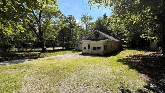 Building Photo - 629 Portage Lakes Drive