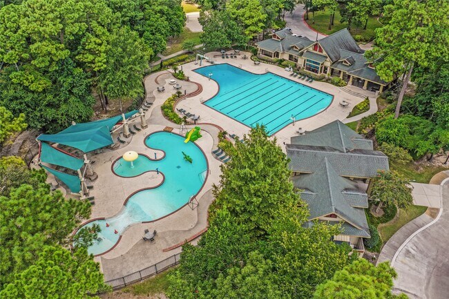 Foto del edificio - 17247 Mitchell Pass Ln