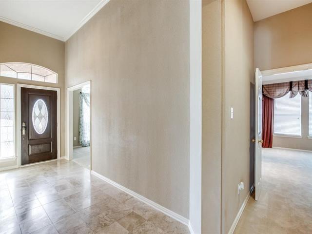 Building Photo - 615 Quail Run Dr