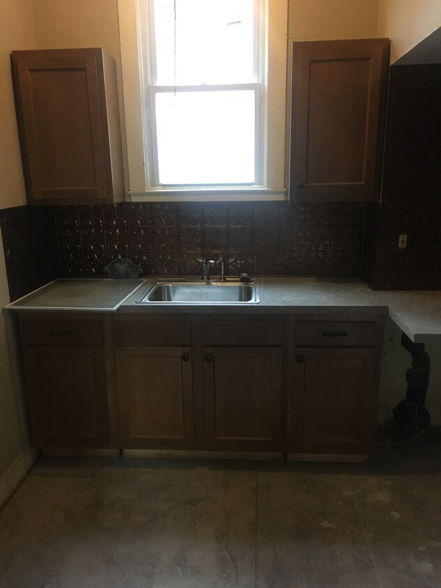 Foto del edificio - 1354 S Preston St