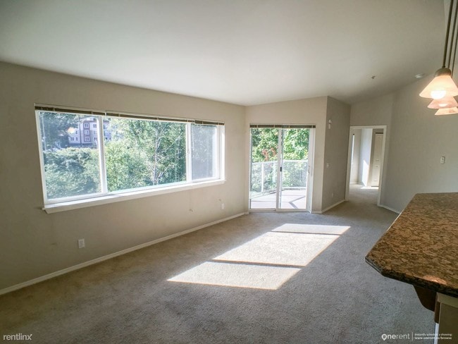 Foto del edificio - 9090 Ravenna Ave NE