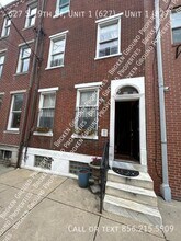 Building Photo - 627 S 19th St