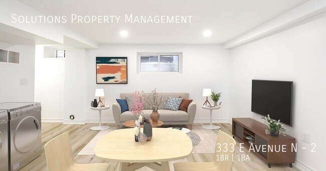 Building Photo - **Bright One Bedroom Basement Unit **