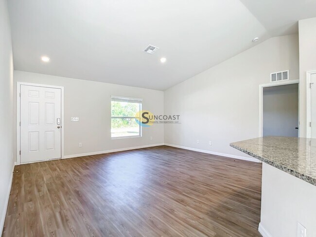 Building Photo - 14832 SW 47th Ct