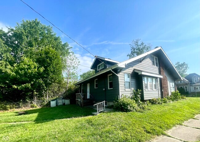 Foto del edificio - 501 N Alameda Ave