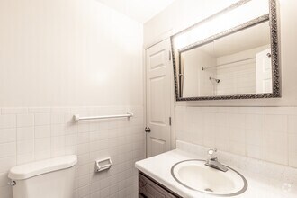 1 Bedroom - Bathroom - Standard - Heritage Ridge Apartments