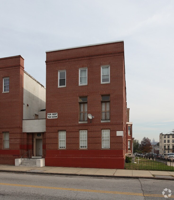 Foto del edificio - 1524 W Lexington St