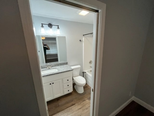 Master Bath - 221 W Lester St