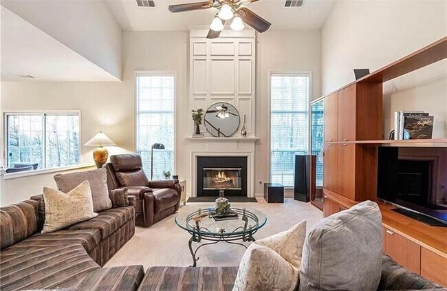 Foto del edificio - 932 Wendlebury Ct