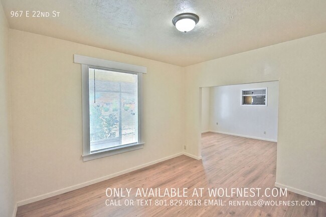 Foto del edificio - 967 E 22nd St