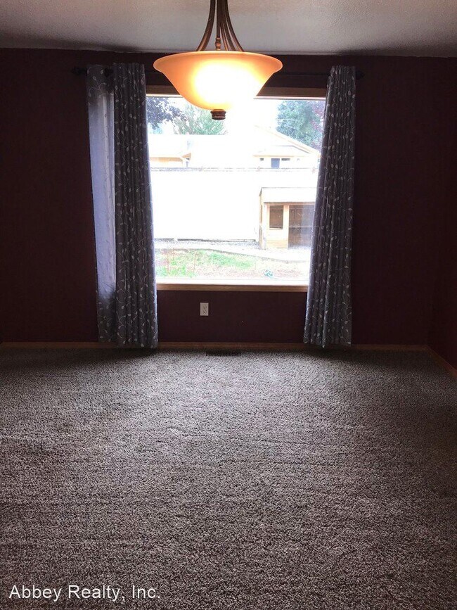 Foto del edificio - 3 br, 2.5 bath House - 5945 58th Ave SE