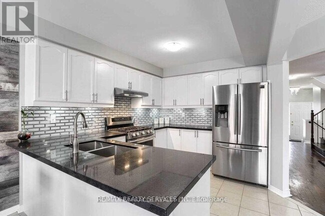 Building Photo - 120 Bushmill Cir