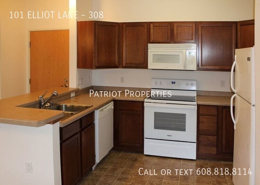 101 Elliott Ln Unit 308, Oregon, WI 53575 Room for Rent in Oregon, WI