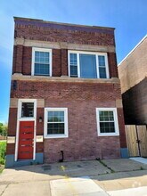 Building Photo - 331 E Kensington Ave