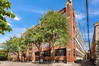 Building Photo - 17 N Loomis St