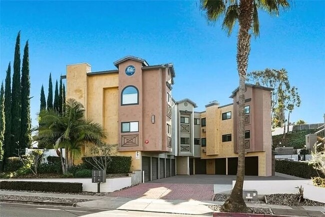 Building Photo - 6755 Mission Gorge Rd