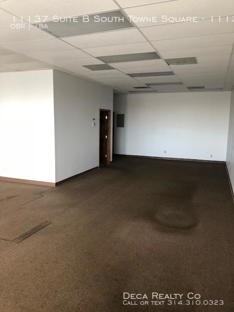 Building Photo - bedroom in St. Louis MO 63123