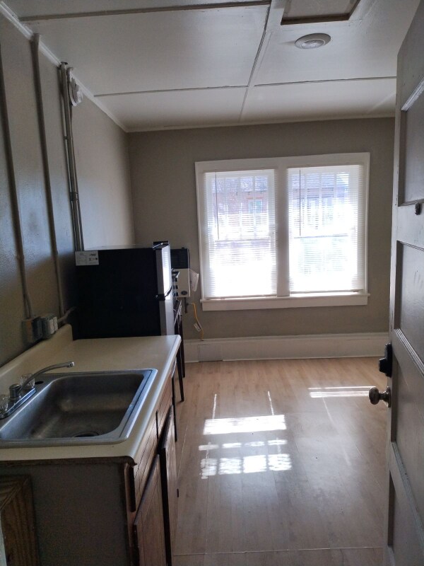 Foto del edificio - 215 Civic St