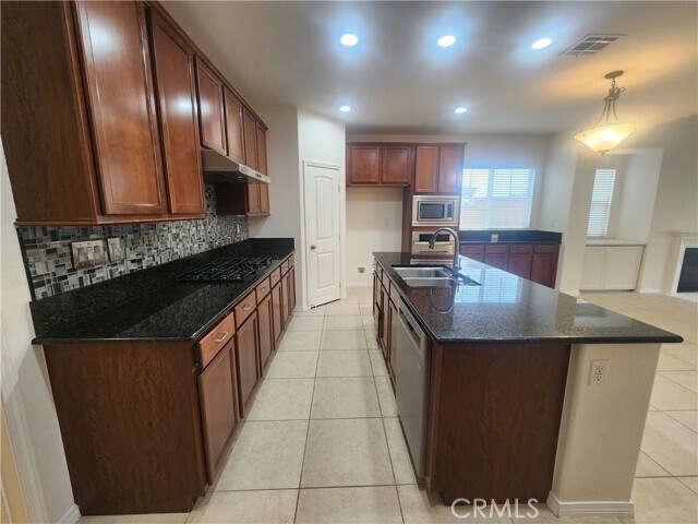 Foto del edificio - 13891 Huntervale Dr
