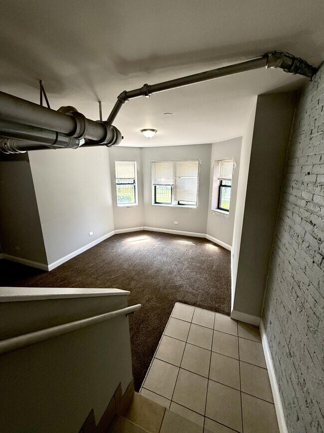 Foto del edificio - 6903 S Paxton Ave