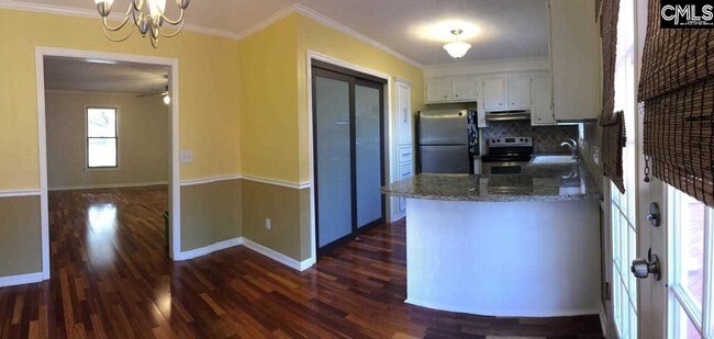 Building Photo - 208 Camp Creek Dr