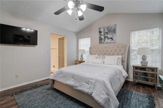 Building Photo - 791 Hampton Hill Ct