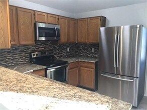 Building Photo - 2601 Shady Turf Ct