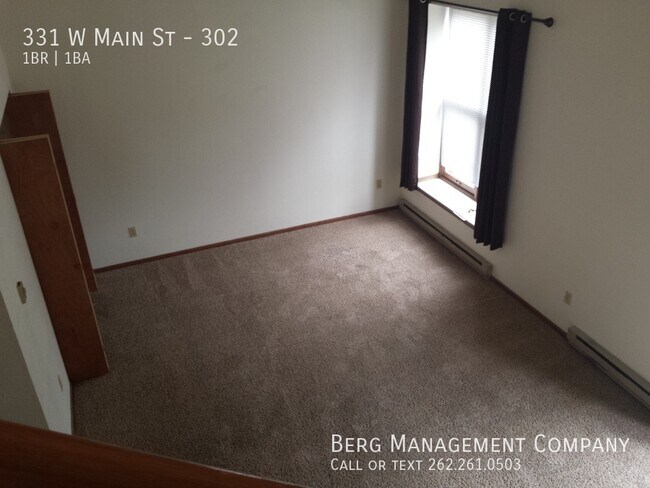 Foto del edificio - 331 W Main St