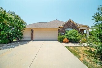 Building Photo - 2100 Benjamin Creek Dr