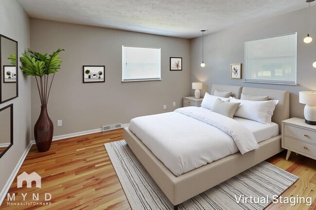 Foto del edificio - 5621 Oakmont Dr