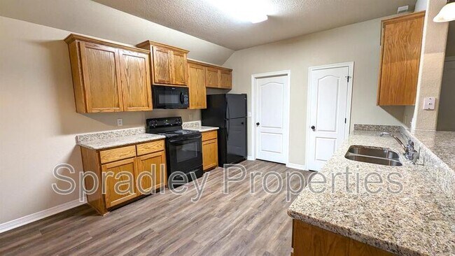 Building Photo - 4608 Lowes Dr