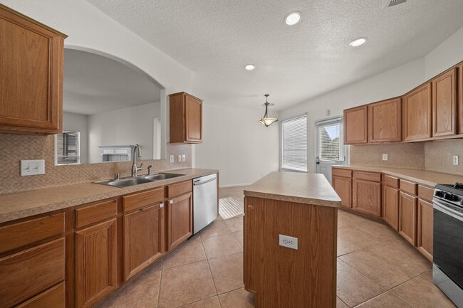 Building Photo - 24227 Ayscough Ln