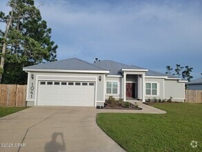 Building Photo - 1041 Plantation Dr