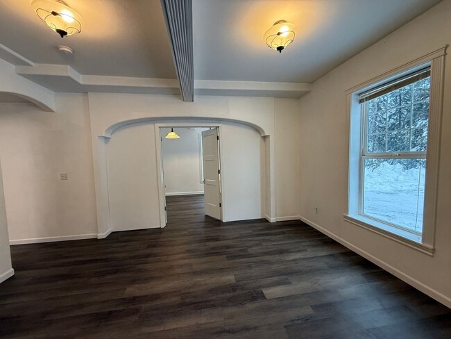 Building Photo - Parham McCormick Rd