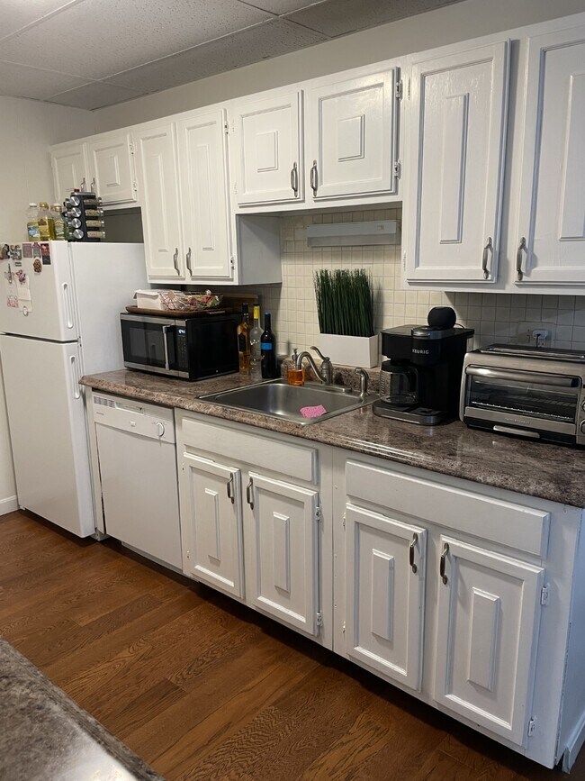 300 Smithfield Rd Unit 316, North Providence, RI 02904 Condo for Rent