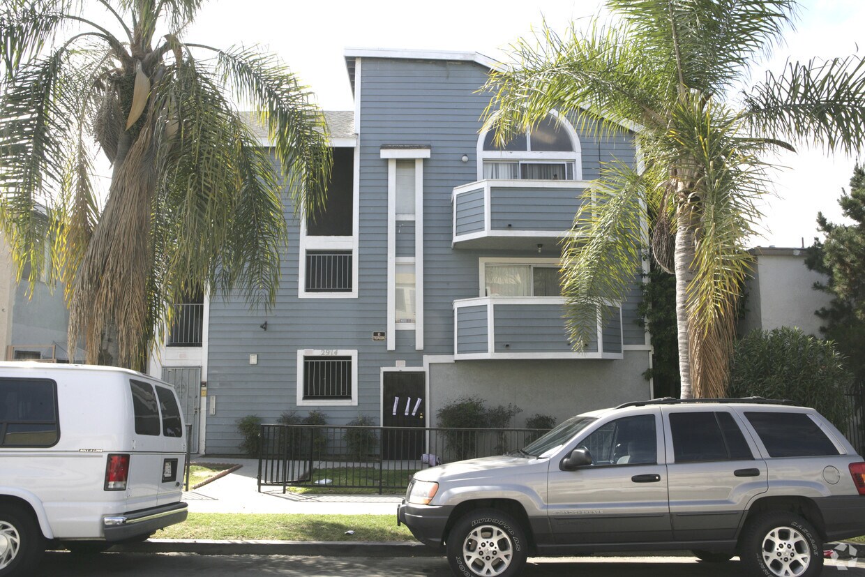 Building Photo - Sixteenth Street Apartments