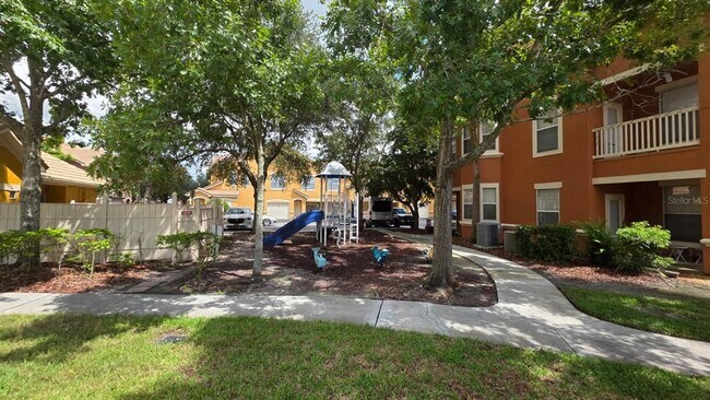 Building Photo - 8824 Villa View Cir