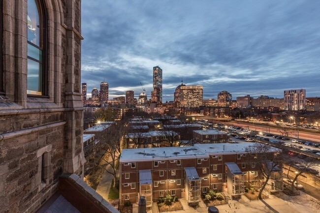 Foto del edificio - 140 Shawmut Ave