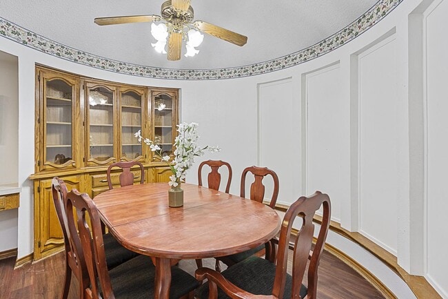 Photo - 1424 Grand Teton Dr House