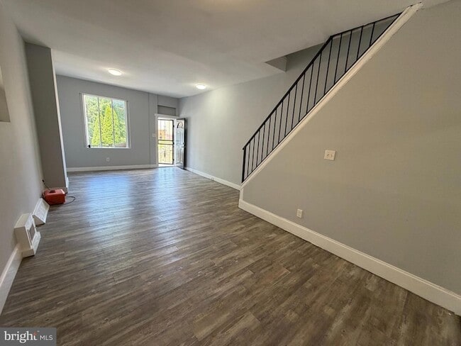 Photo - 1734 W Atlantic St Townhome